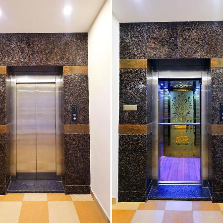 ירקאוד Hotel Grand Square מראה חיצוני תמונה